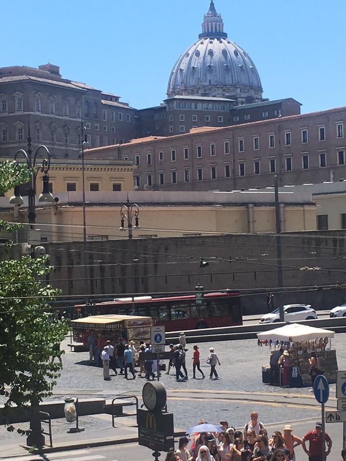 רומא San Pietro Grand Suite מראה חיצוני תמונה